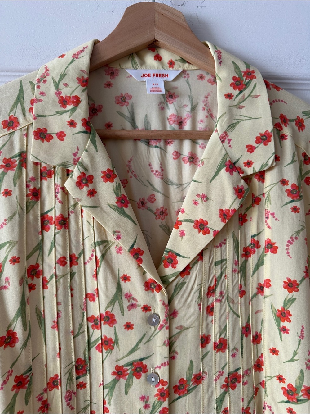 Joe Fresh Yellow Floral Short-Sleeve Crop Button-Down Blouse, Size Small - Picture 3 of 8